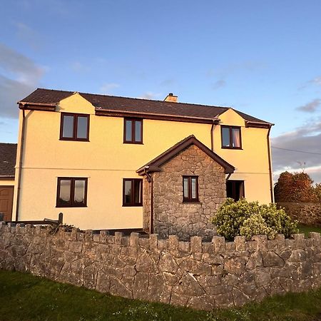 4 Bedroom Detached Farmhouse Mountain Views Beaumaris Eksteriør bilde