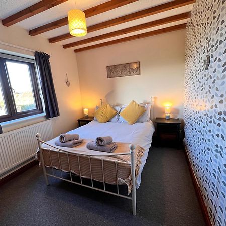 4 Bedroom Detached Farmhouse Mountain Views Beaumaris Eksteriør bilde