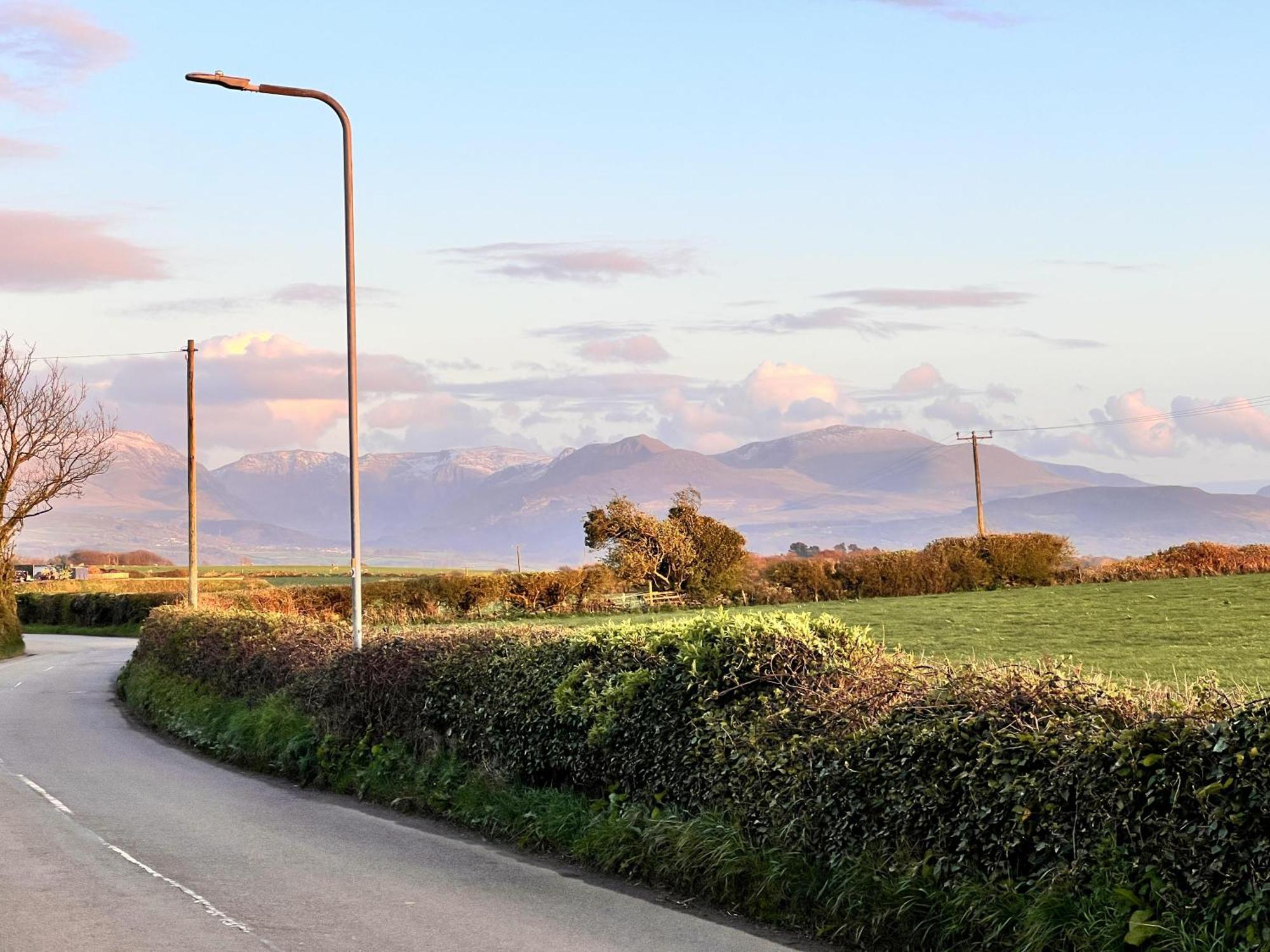 4 Bedroom Detached Farmhouse Mountain Views Beaumaris Eksteriør bilde